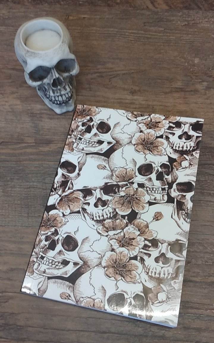 Notizbuch A6 Totenköpfe und Blumen Geschenk