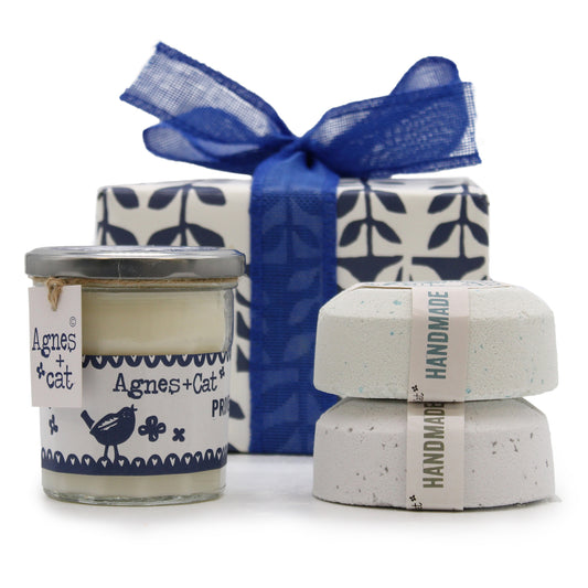 Geschenkbox - Parma Violet (Kerze) + Seasalt & Moss und Dolly Blue (Sprudel)