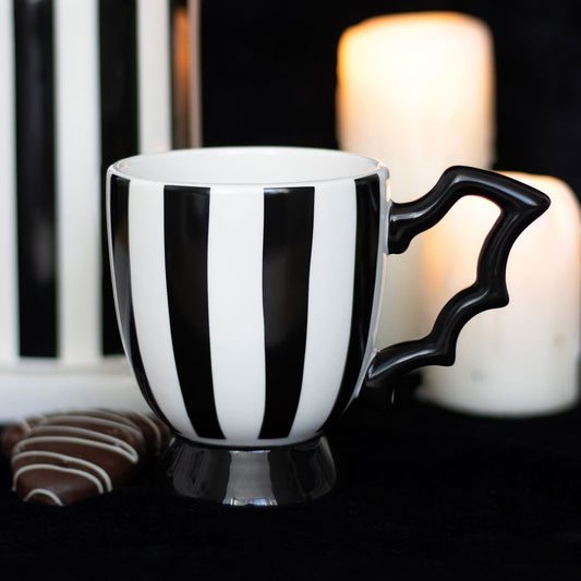 Schwarz weisse Tasse Stripes