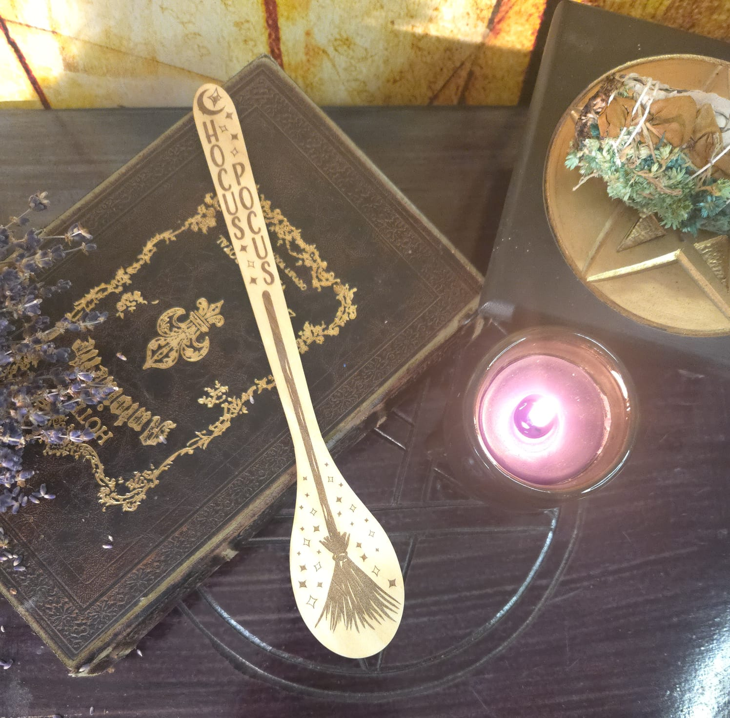 Hexen Holzlöffel mit Gravur – Witchy Küchenlöffel mit 4 Motiven
