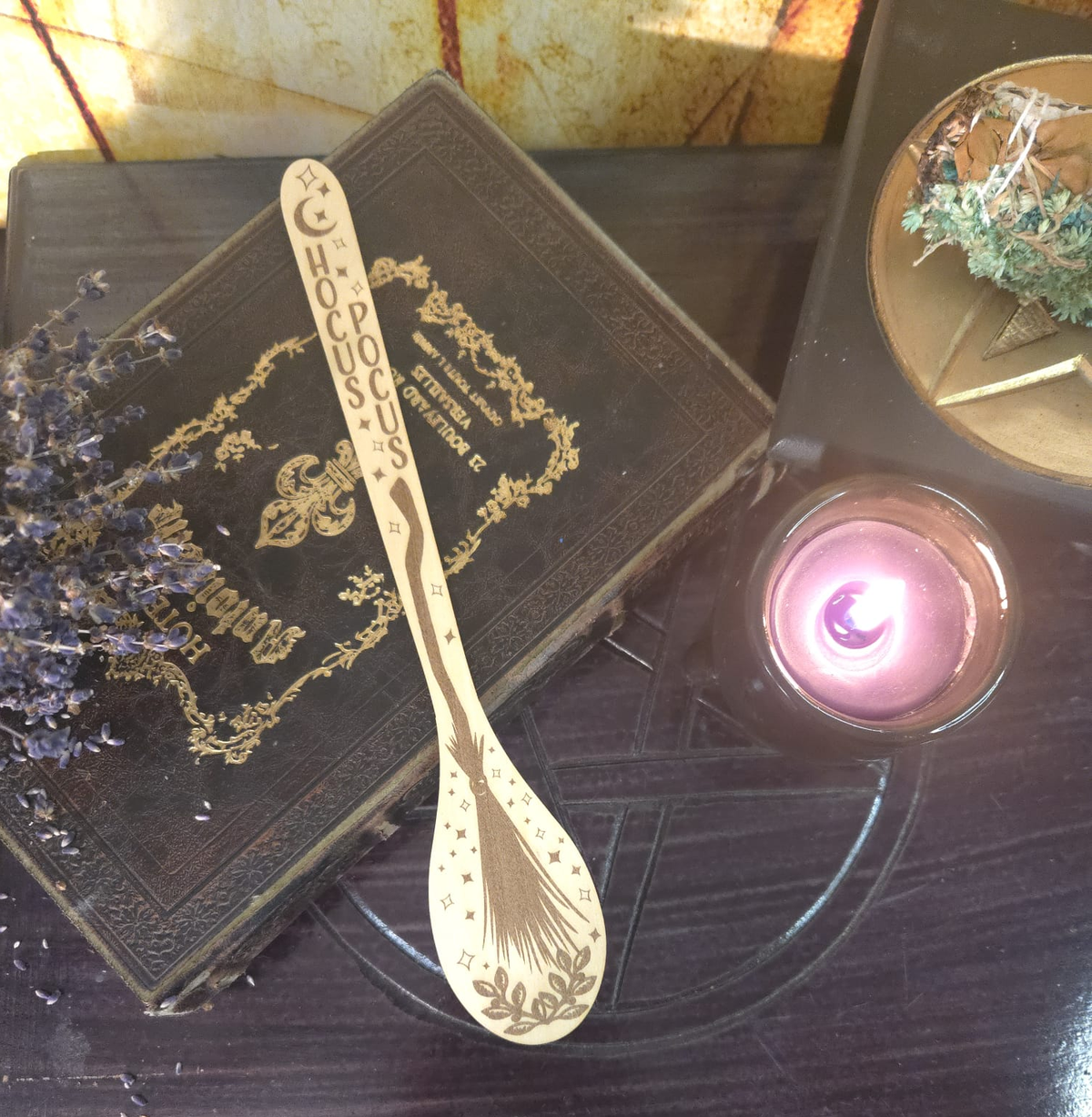 Hexen Holzlöffel mit Gravur – Witchy Küchenlöffel mit 4 Motiven