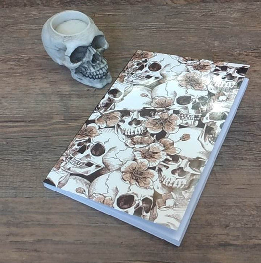 Notizbuch A6 Totenköpfe und Blumen Geschenk